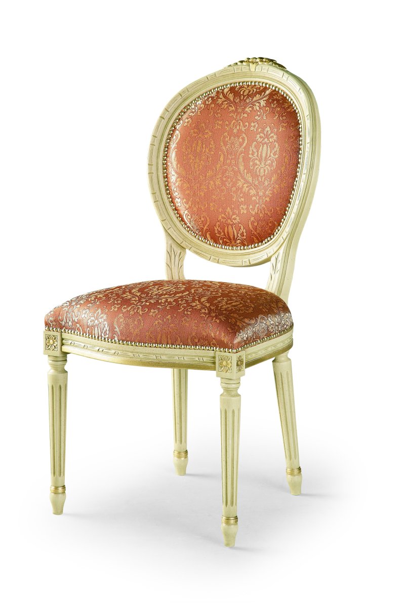 Busetto S661 Classical chair in solid beech wood, available in a choice of finishes 1