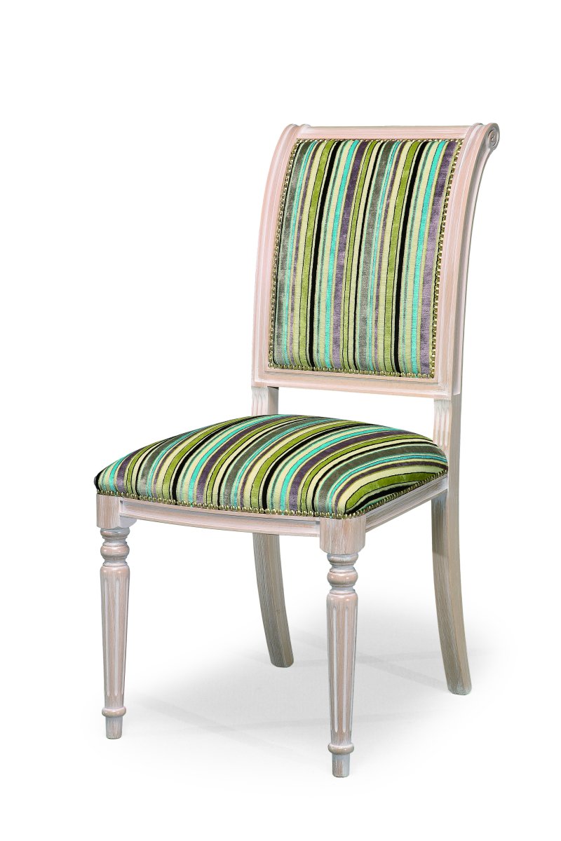 Busetto S668 Classical chair in solid beech wood, available in a choice of finishes 1